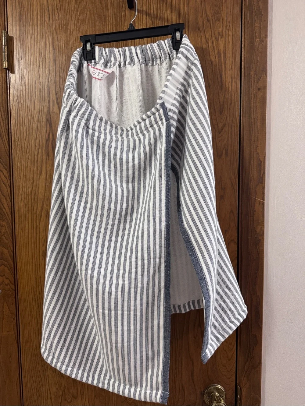 Striped Gray and White Bath Towel Wrap with Velcro- CAPO